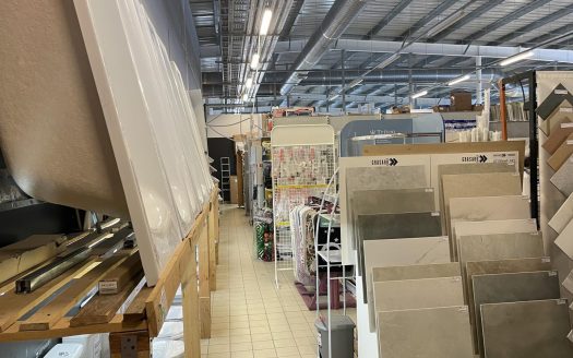 Большой магазин в Новополоцке
