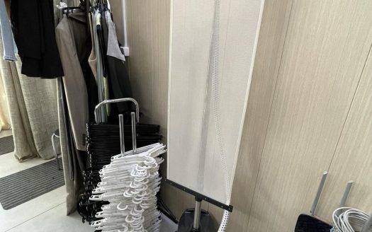 Продается магазин стоковой одежды Смолевичах