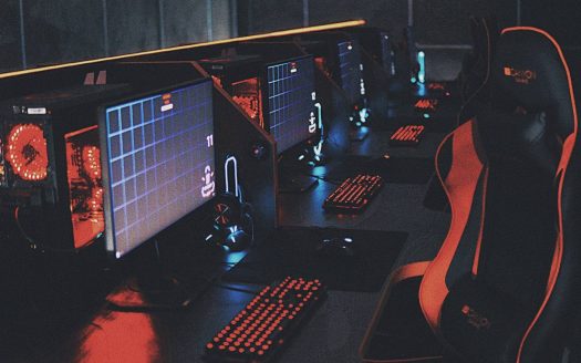 ВОПРОС ЗАКРЫТ! Продается популярный компьютерный клуб «11cyber» в Бресте