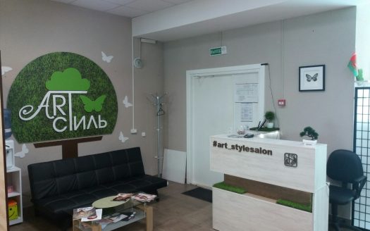 Продается салон-парикмахерская в центре жилого массива