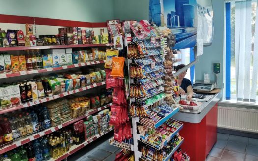 Продаются два магазина и кафе в собственности