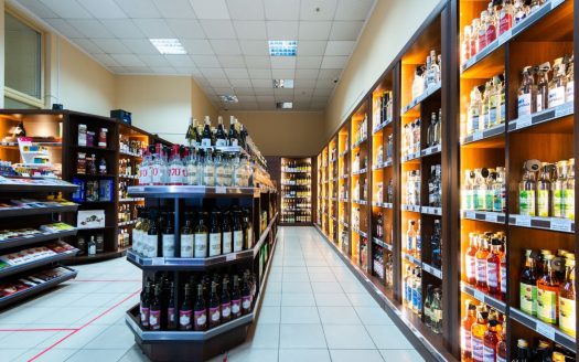 Продаются три магазина в Минске