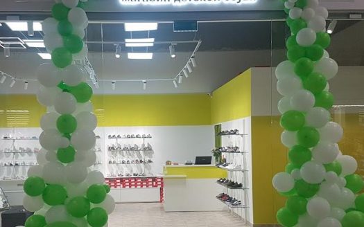 Продается магазин обуви, в ТЦ Титан