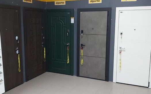 ПРОДАНО! ФИРМЕННЫЙ МАГАЗИН МЕЖКОМНАТНЫХ И ВХОДНЫХ ДВЕРЕЙ. Брест