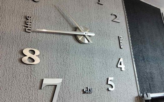 Магазин одежды Second&Stock