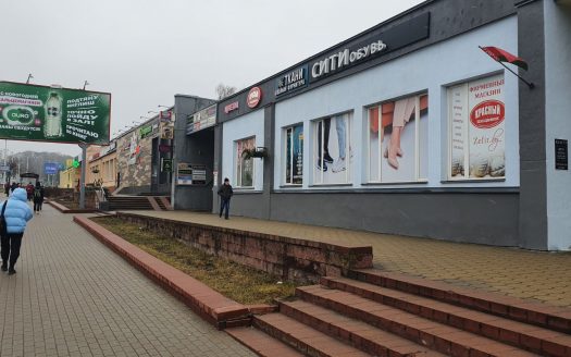 ПРОДАНО! Магазин по продаже обуви, сумок и аксессуаров с правом аренды (оборудование)