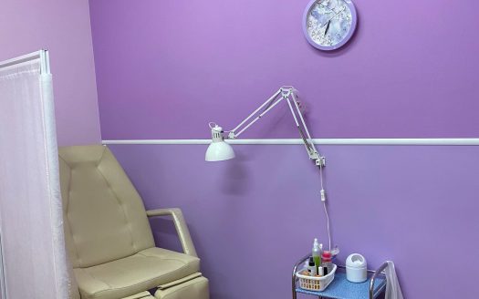 Продается действующая нейл-студия (салон) «Вайлет»