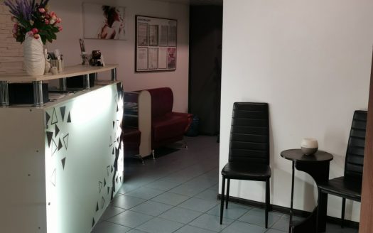ПРОДАНО ! Салон красоты в центре Минска