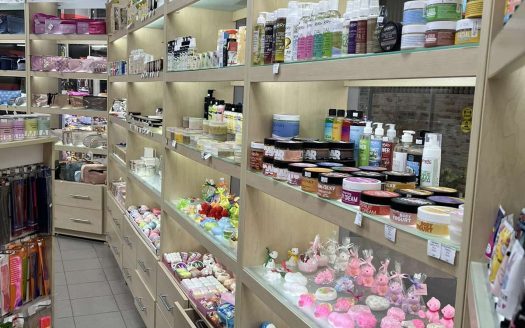 Продается компания с тремя розничными локациями в Гродно