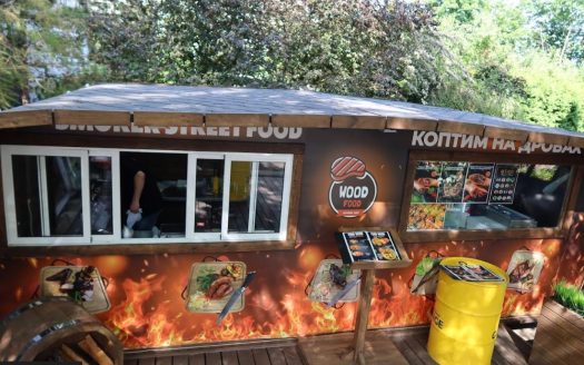 Продается кафе WOOD FOOD на Октябрьской в Минске