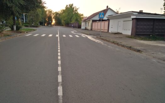 Комплекс зданий магазина с большой территорией